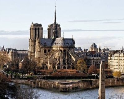 notre-dame-of-paris-568858_640-compressed.jpg